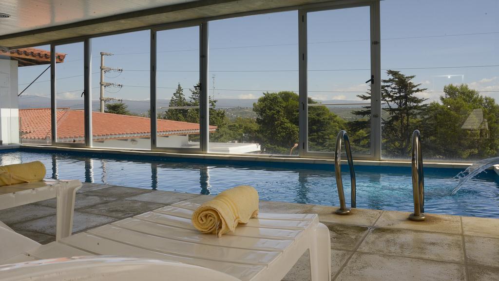Hotel 15 De Mayo Villa Carlos Paz Eksteriør bilde
